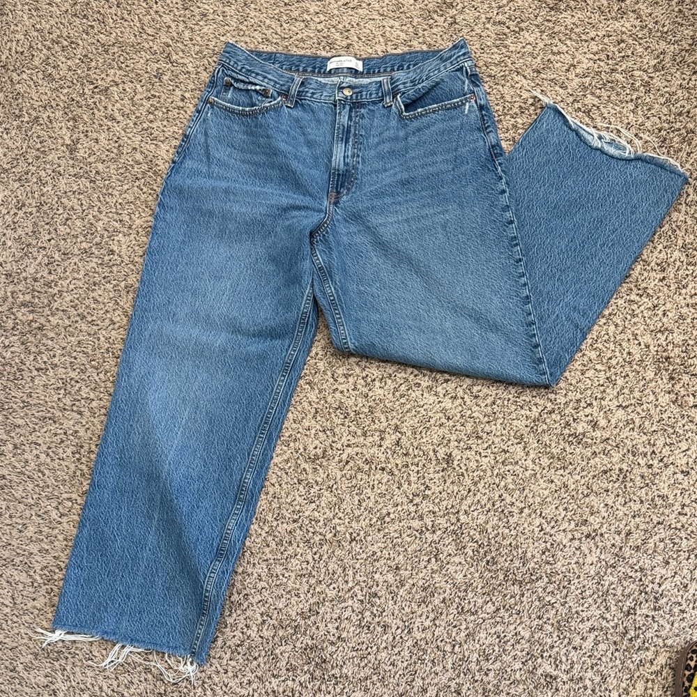 Abercrombie & Fitch The Loose high rise